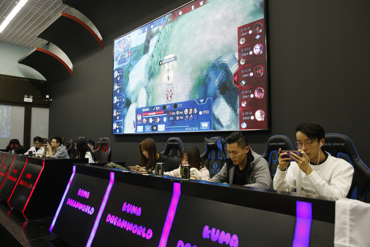 连败延续！T1自去年夏季赛以来对战GEN战绩已来到十连败